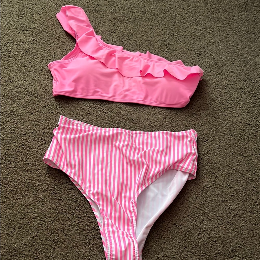 SHEIN Pink Ruffle One-Shoulder Bikini